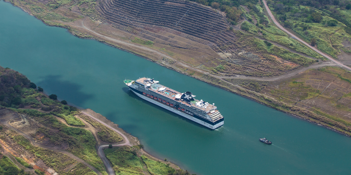 Cruzeiros pelo Canal do Panamá