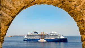 Celebrity Apex em Mykonos, Grécia