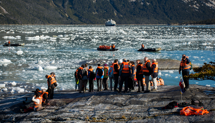Expedição pela Patagônia, Australis